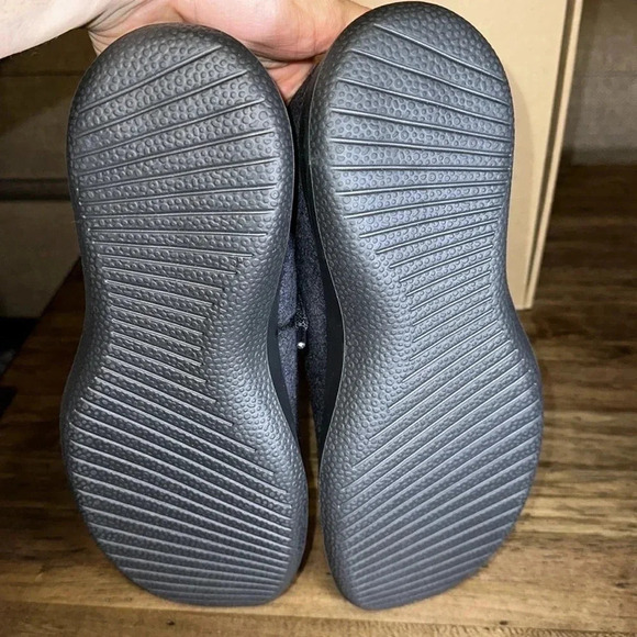 NWT allbirds special and limited edition wool runners men’s 10 black TikTok - Picture 9 of 13